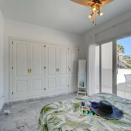 Oasis Golf Spacious Family Duplex
