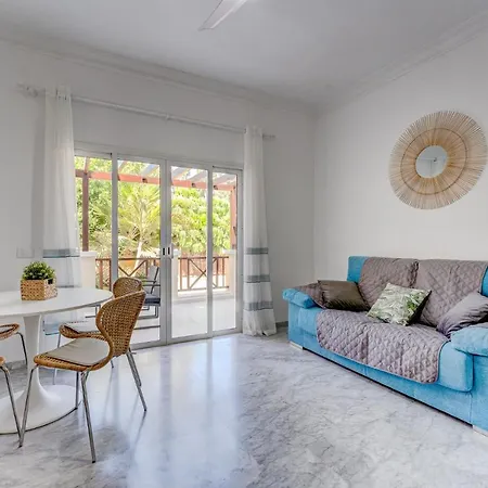 Oasis Golf Spacious Family Duplex أرونا